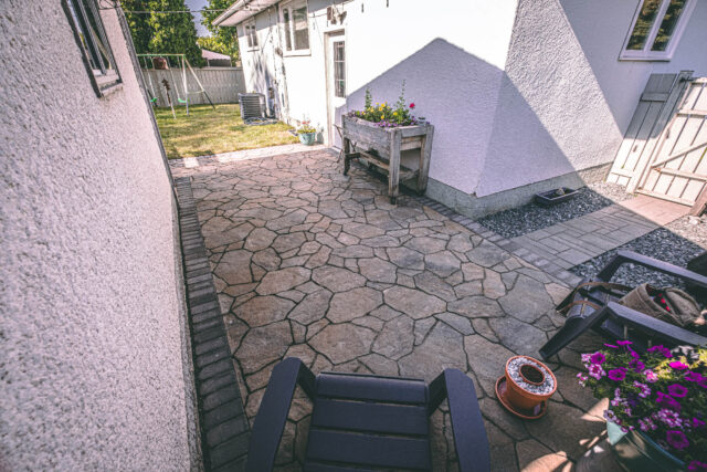 flagstone-patio-builders