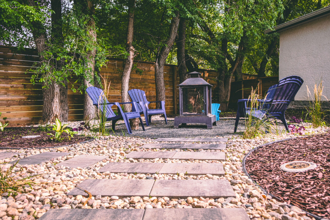winnipeg-landscaping-crestview-rogan-drive